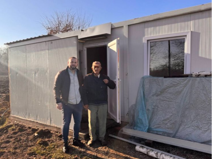 Humanitarna akcija u Romanovcima: Mladenko Ćutilo dobio krov nad glavom zahvaljujući zajednici i Zavičajnom udruženju